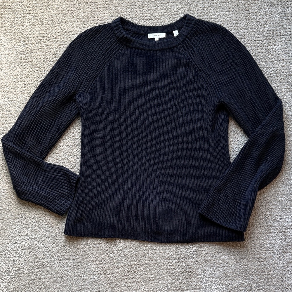 Vince Cotton/Cashmere Fisherman’s Sweater in navy
